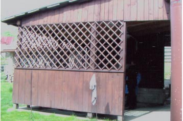 Słowacja Chata Veľké Lovce, Zewnątrz